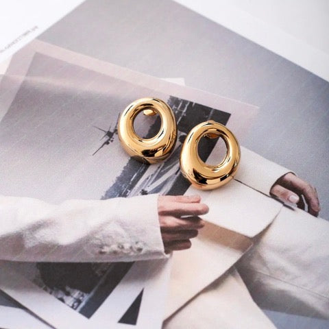 Ella Organic Oval Earrings